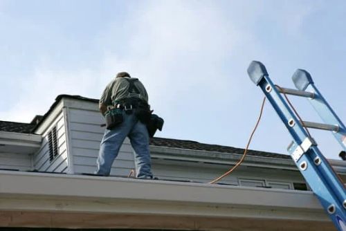 What Are The Duties Of An Experienced Roofer